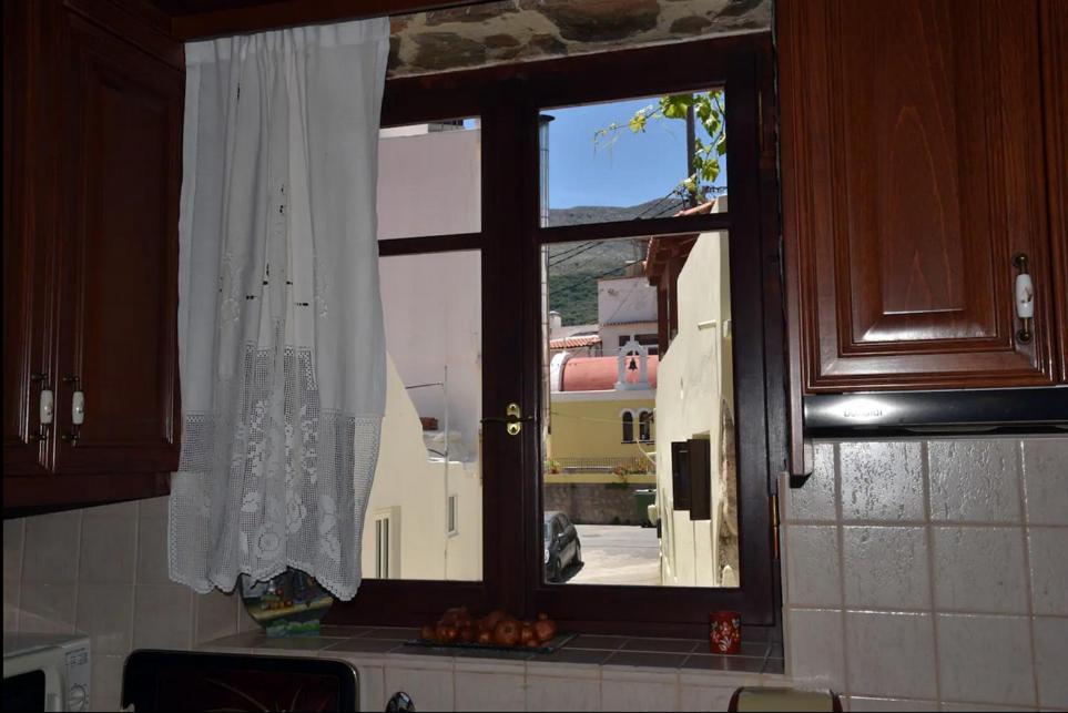 Traditional Residence With Terrace Latsida 外观 照片